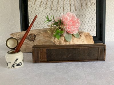 525⚜️ Antique Decoration Box Pencil Case with Sliding Curtain in Wood Interlaken