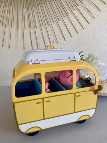 525⚜️ Jouet La Famille Peppa Pig Le Camping Car Jaune et 4 Personnages