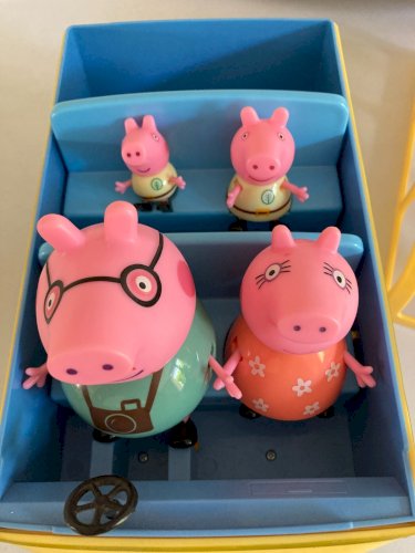 525⚜️ Jouet La Famille Peppa Pig Le Camping Car Jaune et 4 Personnages
