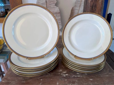 6 + 6 Limoges porcelain plates