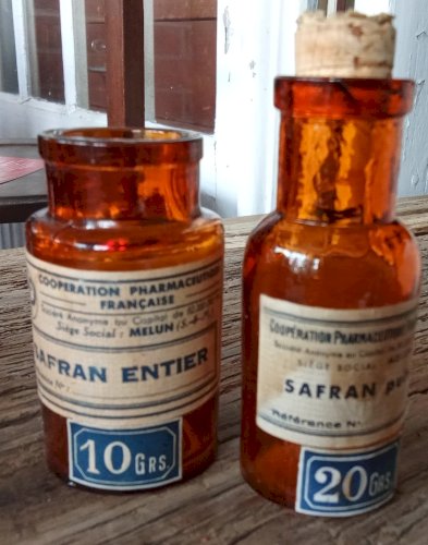 6 Anciens Flacons Pharmacie Apothicaire Verre Ambré Old apothecary bottles