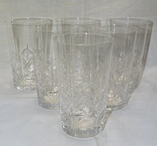 - 6 OLD ORANGEADE GLASSES in CUT CRYSTAL WITH CROSS AND STRAIGHT LINES D