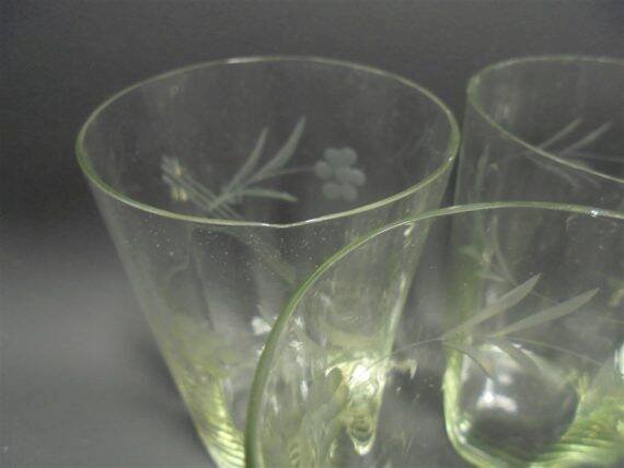 6 anciens verres