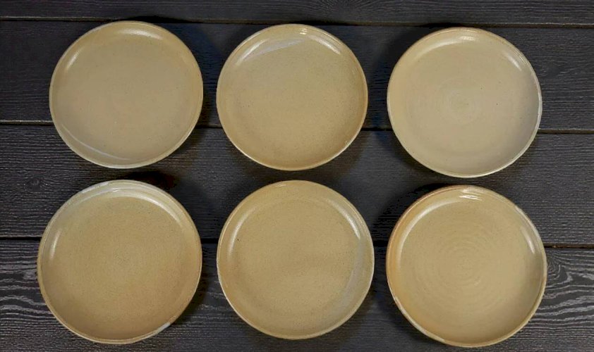 6 assiettes à dessert en grès Poterie Auger