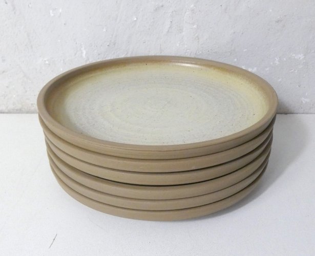 6 assiettes à dessert en grès vintage