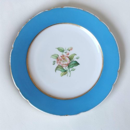 6 assiettes à dessert en porcelaine Vieux Paris XIXème