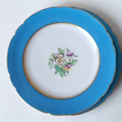 6 assiettes à dessert en porcelaine Vieux Paris XIXème