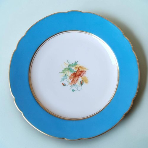 6 assiettes à dessert en porcelaine Vieux Paris XIXème