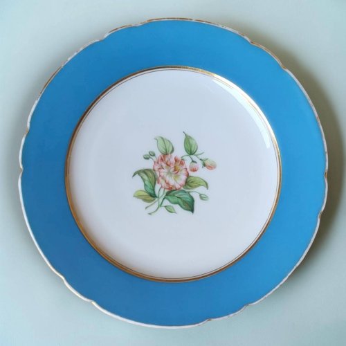 6 assiettes à dessert en porcelaine Vieux Paris XIXème