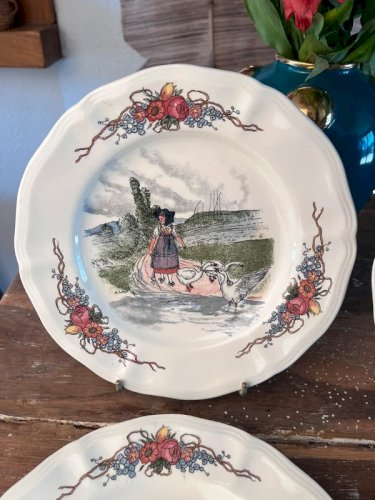 6 assiettes à dessert Sarreguemines Obernai