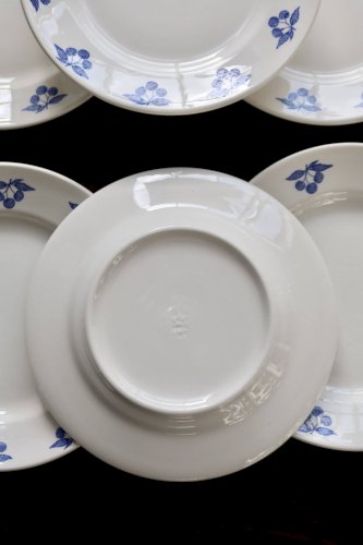 6 assiettes à dessert vintage faïence blanche - Décor cerises bleues