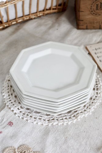 6 assiettes à dessert vintage octogonales à décor perlé, Johnson Brothers