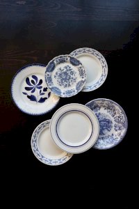 6 assiettes à dessert vintage porcelaine dépareillée bleue blanche