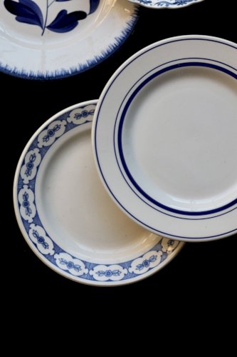 6 assiettes à dessert vintage porcelaine dépareillée bleue blanche