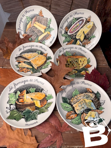 6 assiettes à fromage Gien 1971