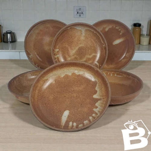 6 assiettes creuses / bols en grès