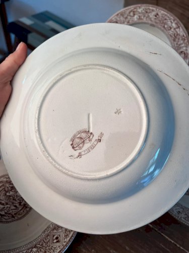 6 assiettes creuses Brownfied modèle Rienzi en terre de fer
