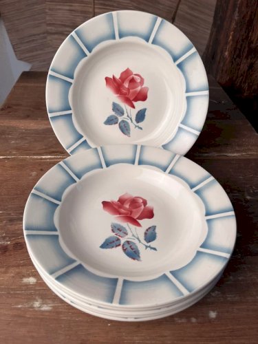 6 assiettes creuses Digoin Sarreguemines modèle Dauphin