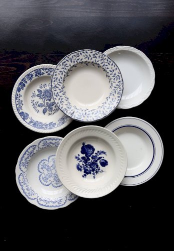 6 assiettes creuses vintage dépareillées porcelaine bleue et blanche - Lot
