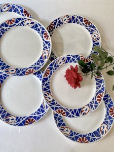 dot