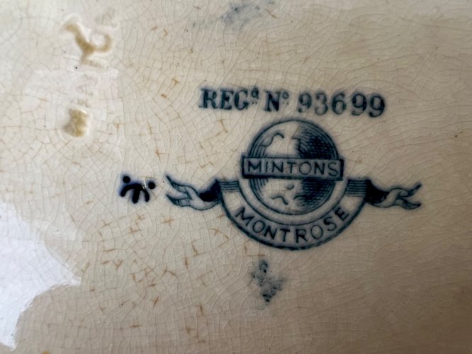 6 Assiettes Minton Montrose – Faïence bleu et blanc – 19e siècle – 20,2 cm