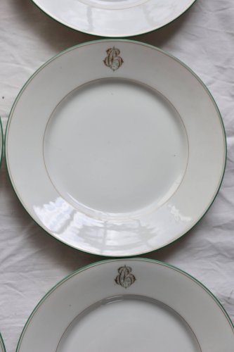 6 assiettes monogrammées anciennes en porcelaine de Limoges