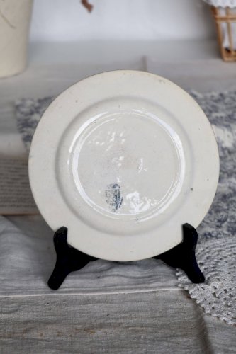 6 assiettes plates anciennes terre de fer ivoire et bleue - Manufacture de