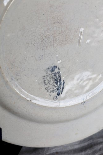6 assiettes plates anciennes terre de fer ivoire et bleue - Manufacture de