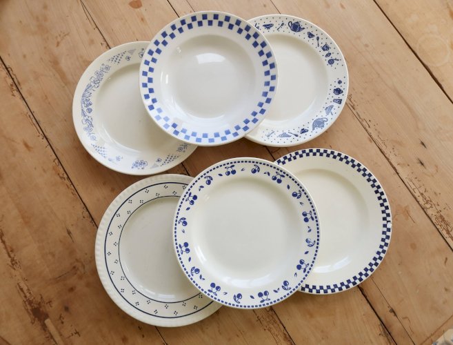 6 assiettes plates dépareillées vintage faïence bleue et blanche – Lot Marl