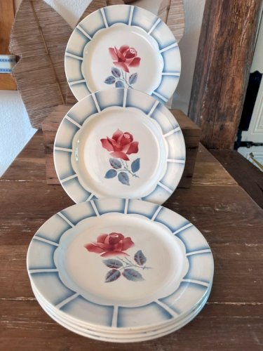 6 assiettes plates Digoin Sarreguemines modèle Dauphin