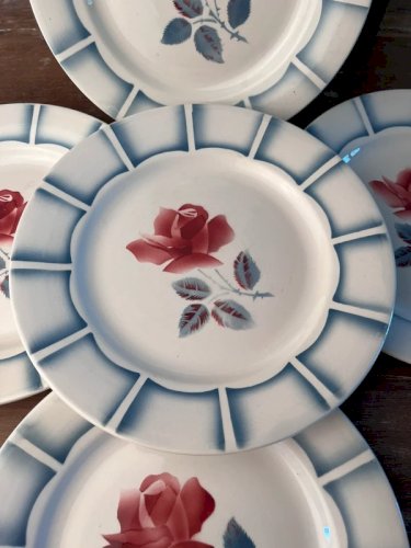 6 assiettes plates Digoin Sarreguemines modèle Dauphin