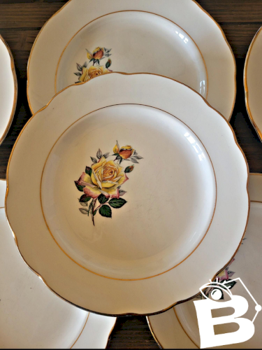 6 assiettes plates Gien Gardanne, roses couleur jaune, liserés dorés