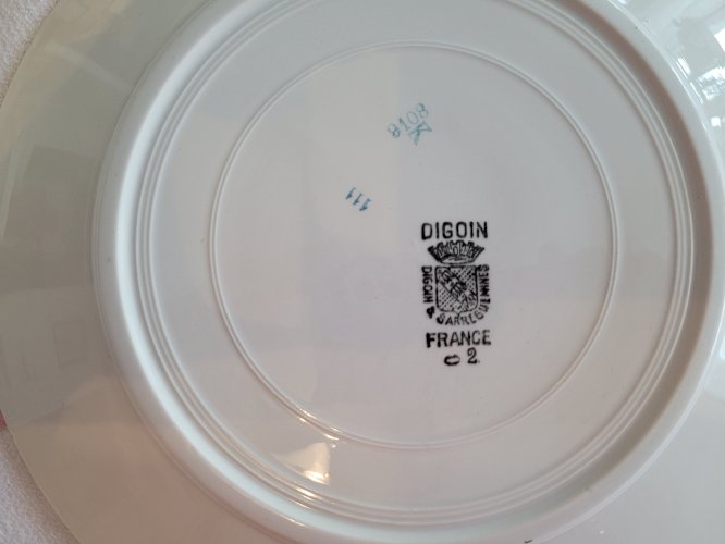 6 assiettes plates vintage de Digoin Sarreguemines décor floral