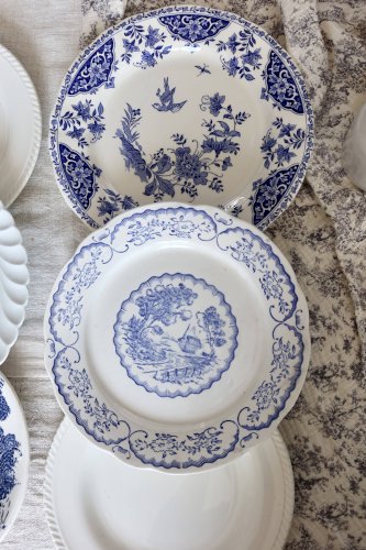 6 assiettes plates vintage dépareillées porcelaine bleue et blanche - Lot r