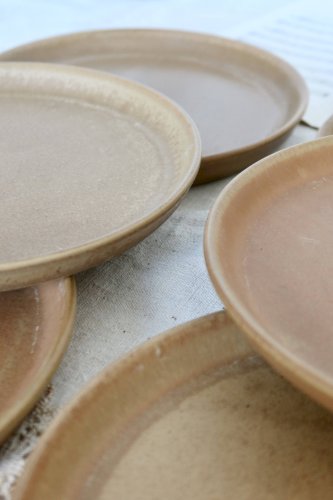 6 assiettes plates vintage en grès