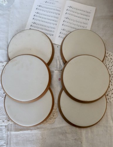 6 assiettes plates vintage en grès
