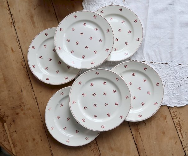 6 assiettes plates vintage faïence de Nimy motifs rouges