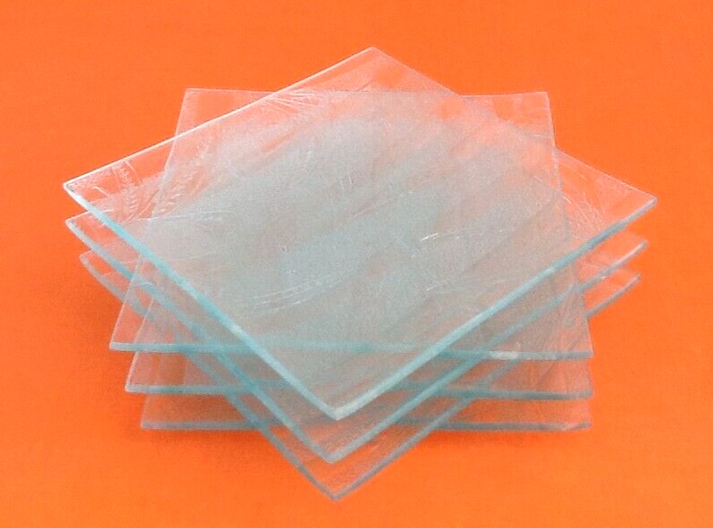 15 assiettes plates carrées verre vert transparent vintage art déco