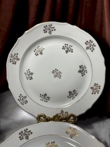 6 assiettes vintage en porcelaine de Limoges – Pâtes & Émaux – Décor doré aux étoiles – Porcelaine française – Ø 24 cm
