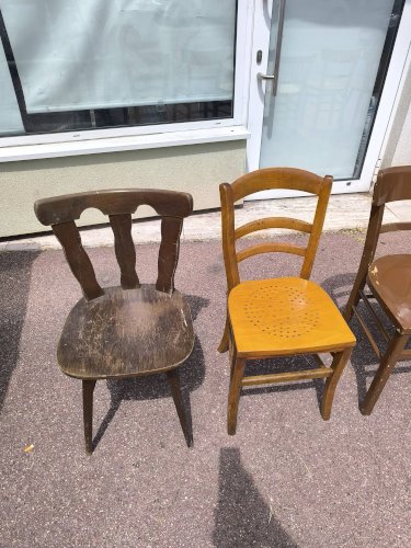 6 chaises bistrot dépareillées vintage en bois