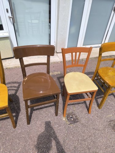 6 chaises bistrot dépareillées vintage en bois