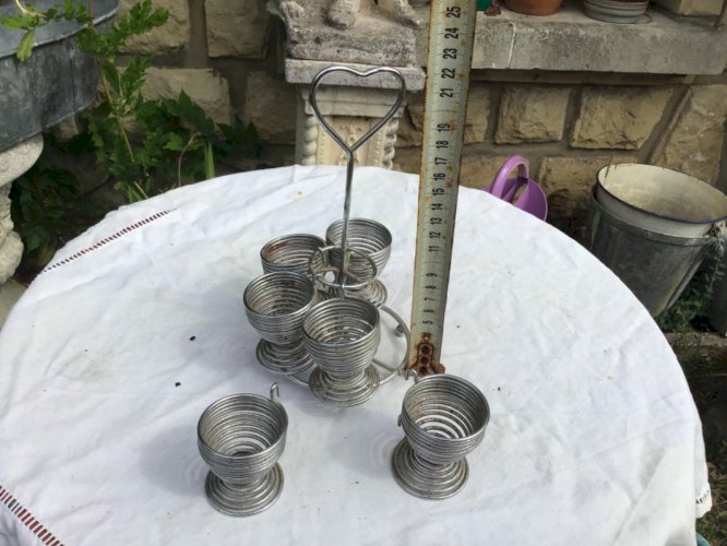 6 coquetiers /présentoir à oeufs RESSORT  SCOUBIDOU  vintage 1950 1960  BISTROT