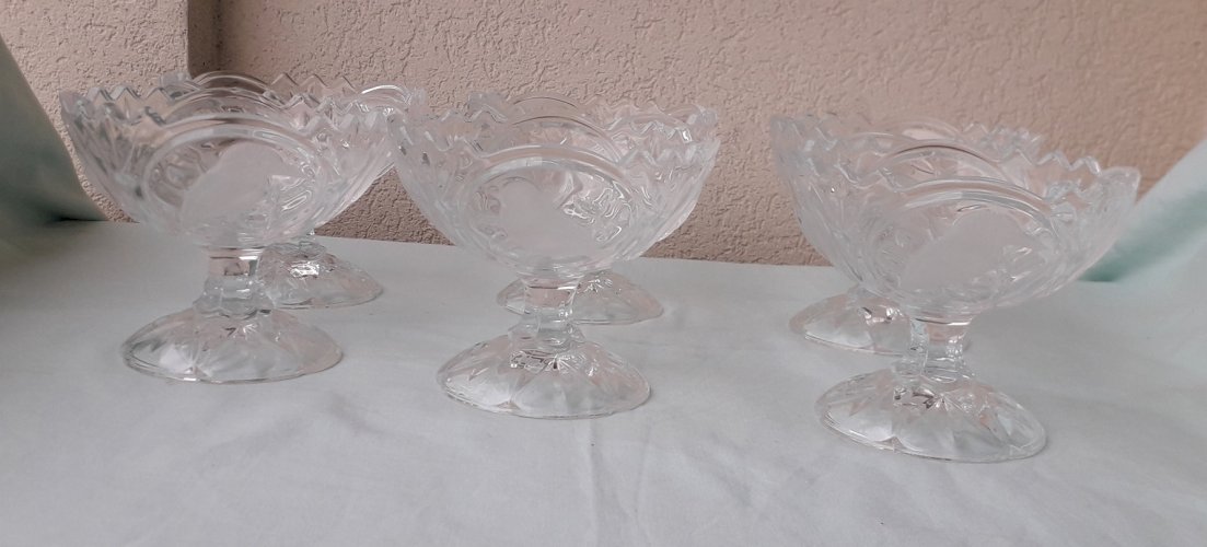 6 coupelles en cristal d'Arques