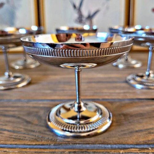 6 Coupes à glaces vintage inox (avec cuillères)