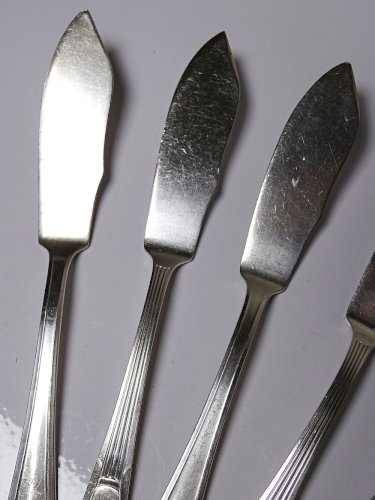 6 Couteaux à poisson vintages/anciens métal argenté style art déco SFAM