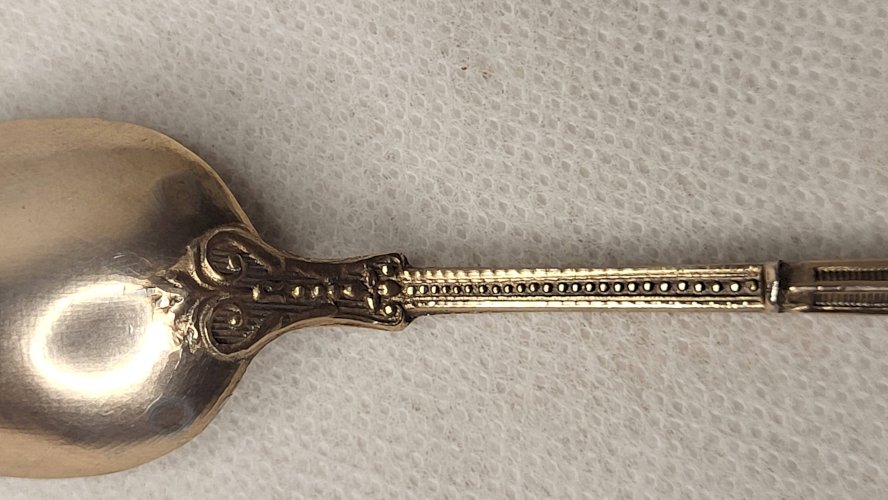 6 cuillères à café en métal argenté Art Nouveau