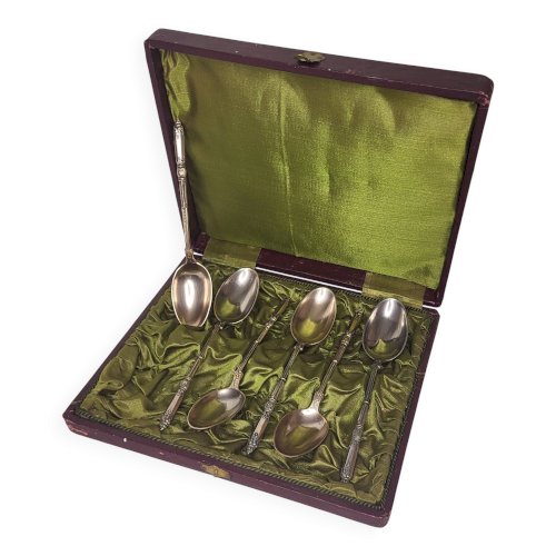 6 cuillères à café en métal argenté Art Nouveau