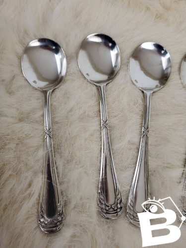 6 cuillères en métal argenté