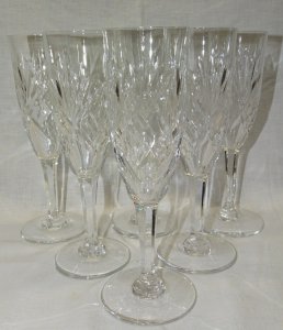 -6 CHAMPAGNE FLUTES IN SAINT LOUIS CRYSTAL CHANTILLY MODEL TABLE ART D