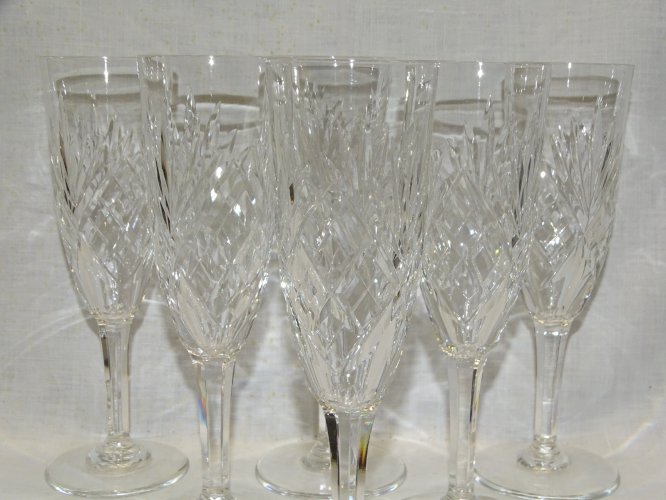 -6 FLUTES A CHAMPAGNE EN CRISTAL SAINT LOUIS MODELE CHANTILLY ART DE LA TABLE  D
